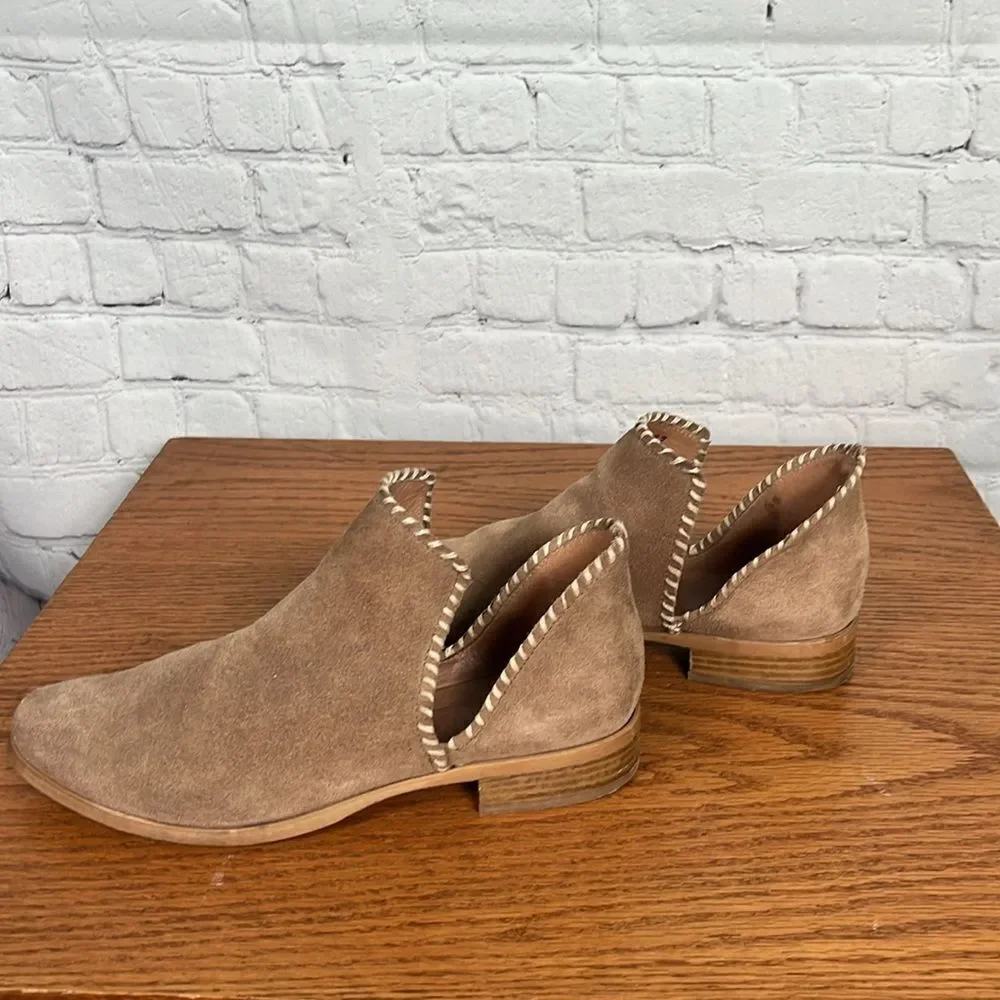 Garnet Hill Women’s EU size 39 Suede Booties Tan